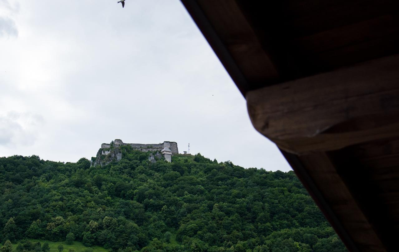 Naid Apartmani Kulen Vakuf Bagian luar foto